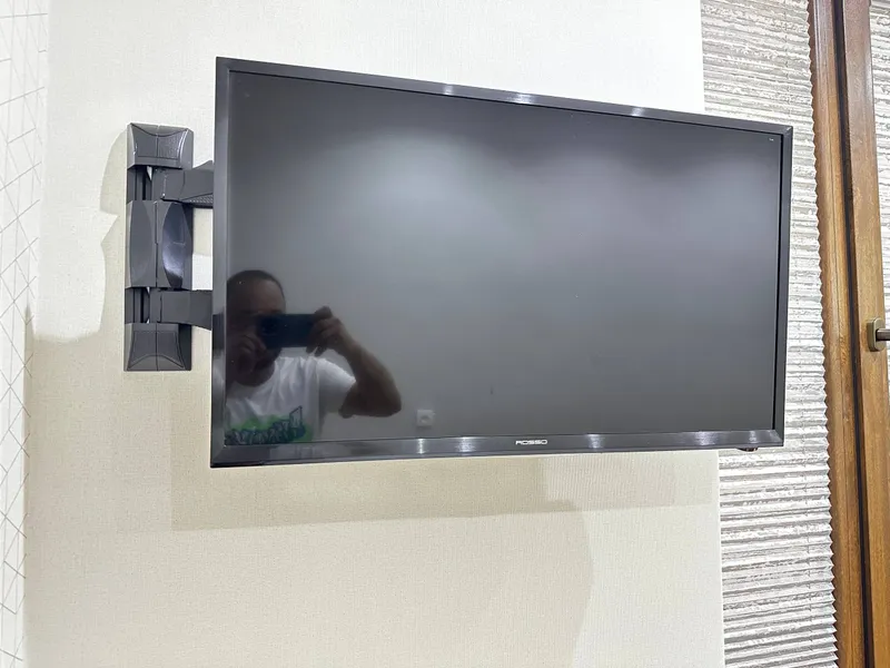 Advertisement - Cover Photo