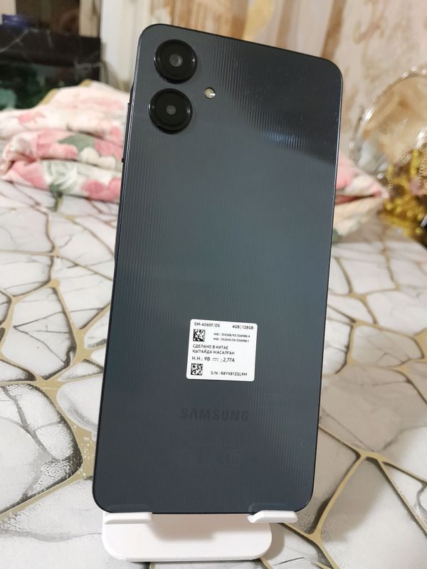 samsung galaxiy a06 samsung galaxiy a06