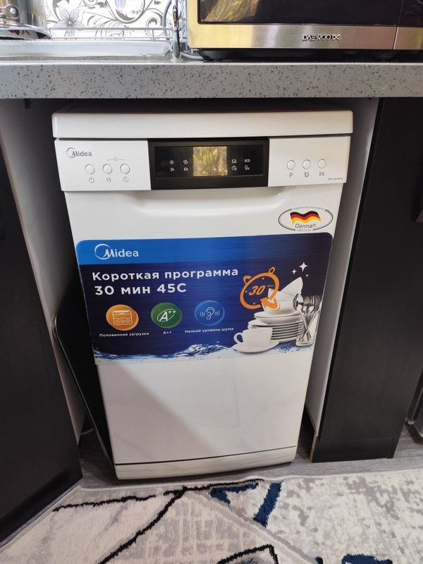 Посудамоечная машина Midea