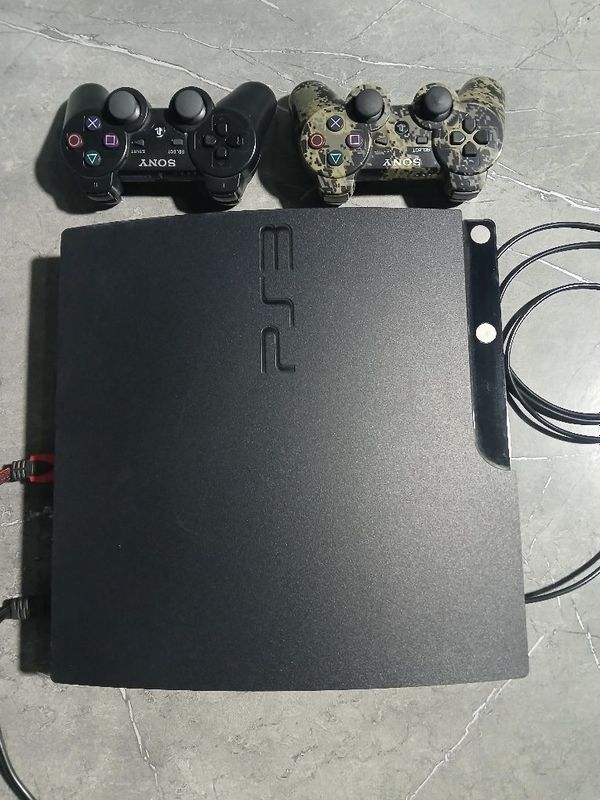 Playstation 3 arzon narxda sotiladi