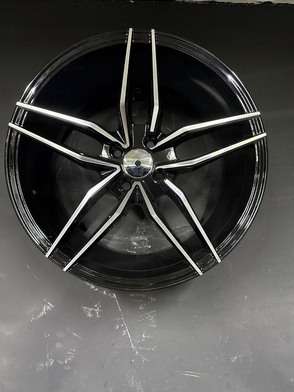 Продам диски R17 4.114