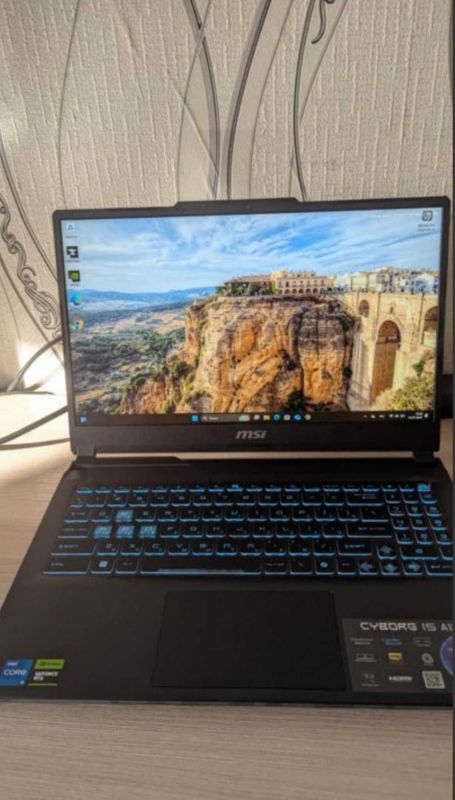 Ноутбук MSI Cyborg 15/15.6"/i5/RTX3050 6G/16/512Gb Ноутбук MSI Cyborg 15/15.6"/i5/RTX3050 6G/16/512Gb