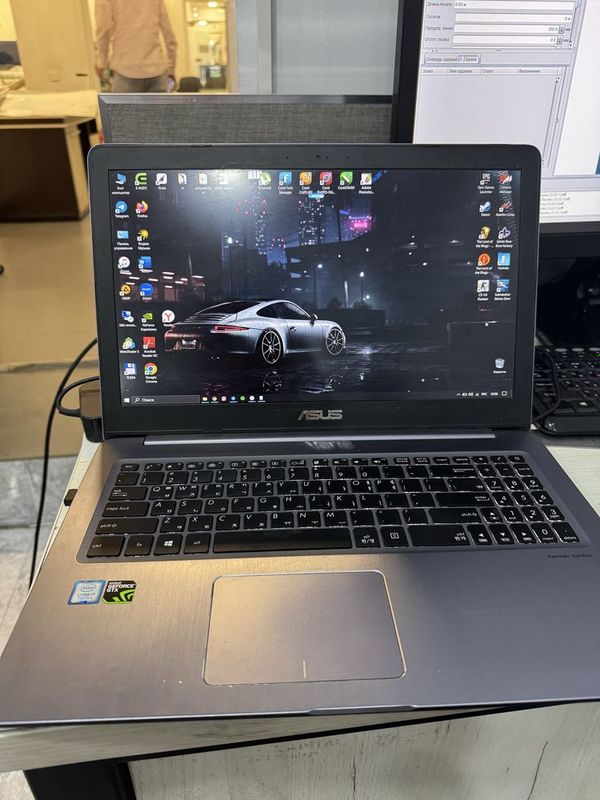 Asus игравой ноутбук i7 Asus игравой ноутбук i7
