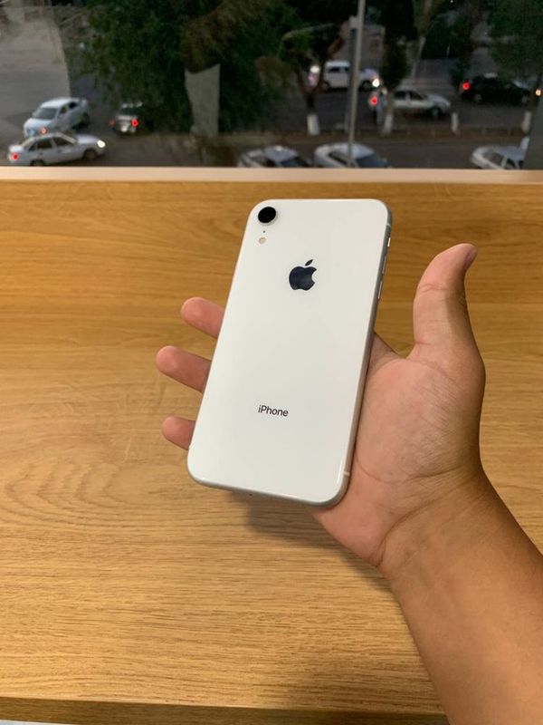 iPhone Xr в отличном состояние