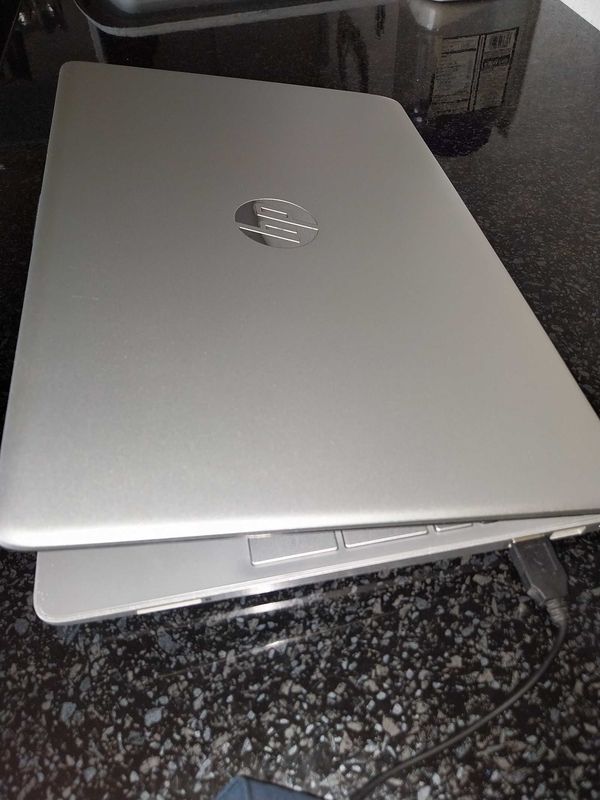 Продаю :Ноотбук-НР LAPTOP. Продаю :Ноотбук-НР LAPTOP.