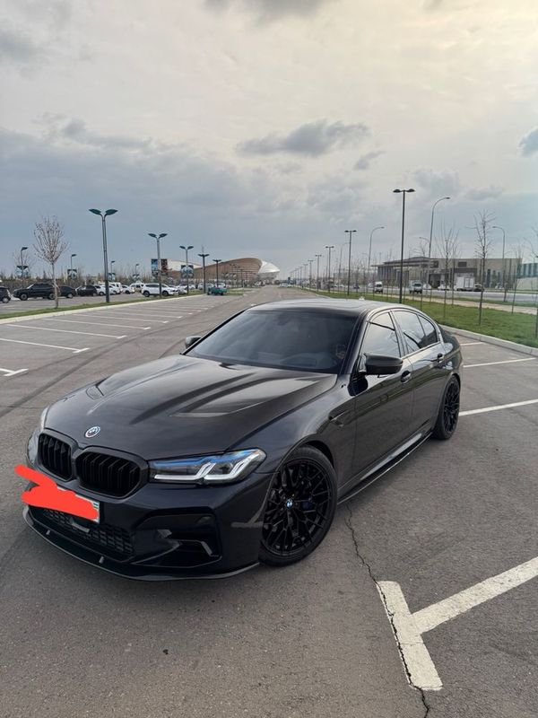 Srochna BMW M5 sotiladi Srochna BMW M5 sotiladi
