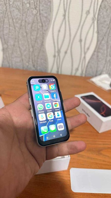 mini Iphone 16 pro max mini Iphone 16 pro max