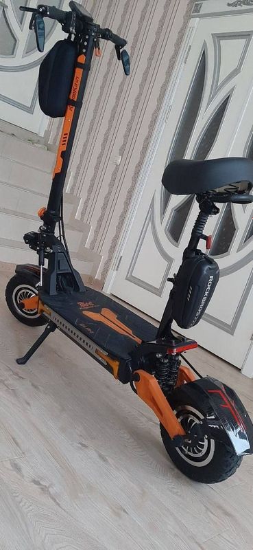 Electro samokat G 4 pro Electro samokat G 4 pro