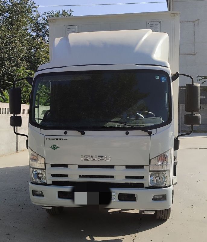 ISUZU SNJ 2013 yil ISUZU SNJ 2013 yil