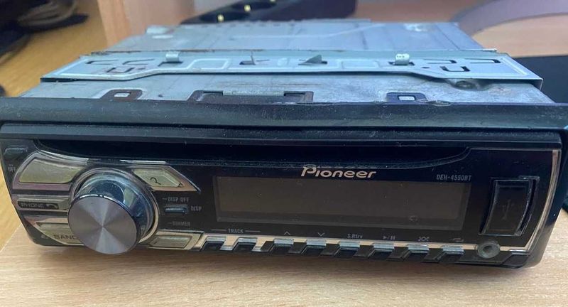 Pioneer DEH-4550BT Pioneer DEH-4550BT