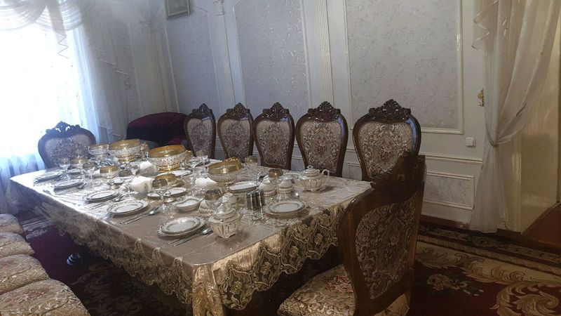 Стол ва стул топлами сотилати,холати янги сифати зур