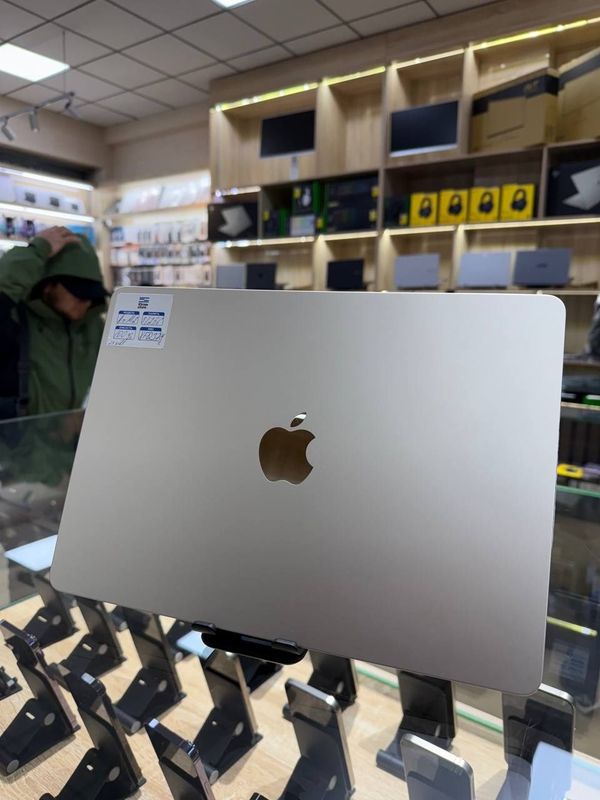 Macbook Air m2 8/256