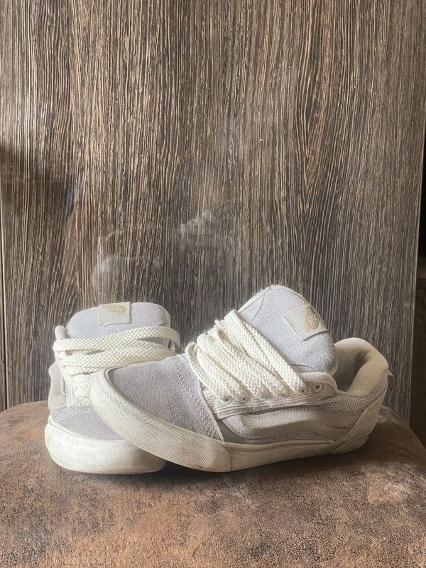 Продам кроссовки vans knu skool Продам кроссовки vans knu skool