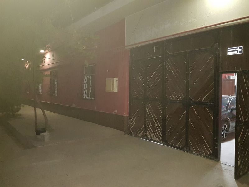Hovli sotiladi Farhod savhoz eski yo’l Hovli sotiladi Farhod savhoz eski yo’l