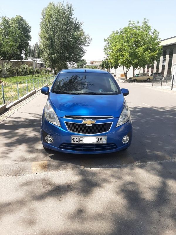 Sotiladi Spark 2013 yil 2 pozitsiya kraska tozza benzinda Sotiladi Spark 2013 yil 2 pozitsiya kraska tozza benzinda