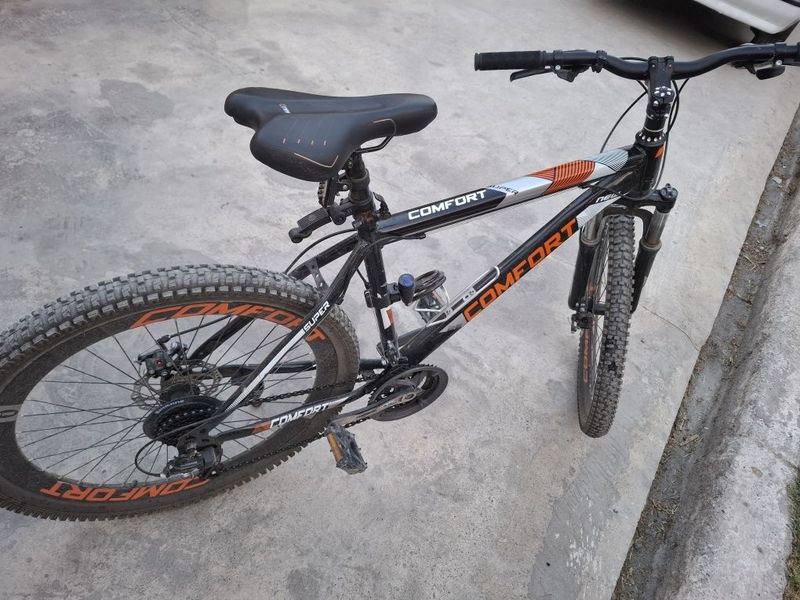 Velosiped sotiladi 100$ kami bor Velosiped sotiladi 100$ kami bor