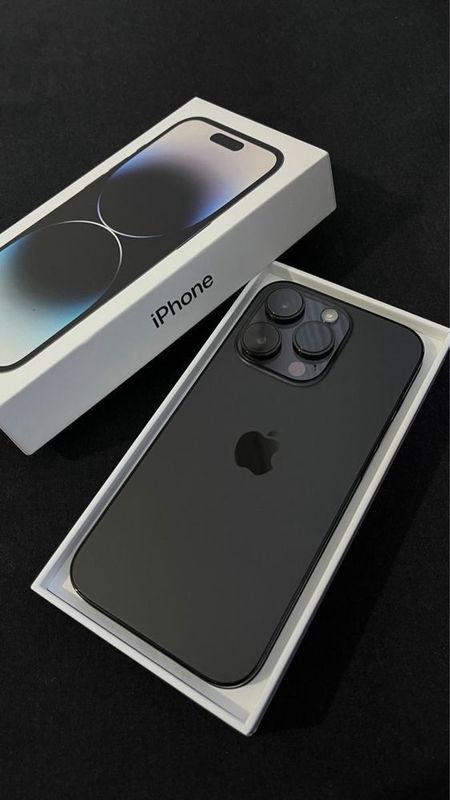iPhone 14 Pro 256 GB, черный, в идеальном состоянии