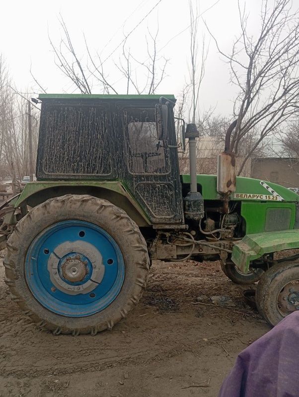 Traktor Buxoro Peshku yili 2001 hamma joyiga garantiya