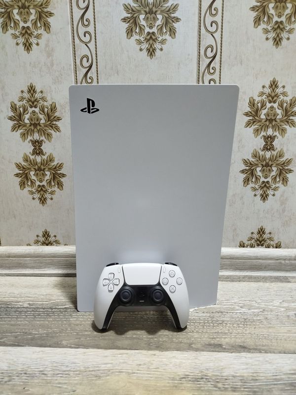 PlayStation 5 digital o'yinlari bilan birga PlayStation 5 digital o'yinlari bilan birga
