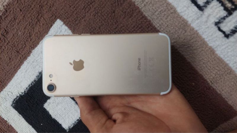 Iphone 7 gold ideal