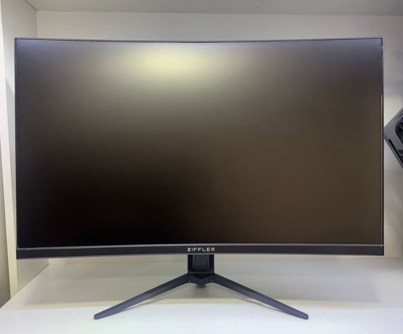 Ziffler 27’’ Curved 100Hz Ideal sastyanada Ziffler 27’’ Curved 100Hz Ideal sastyanada