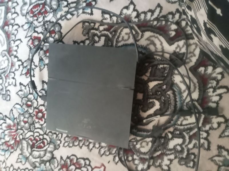 Ps 4 orginal jossik bitta xolati zur 500 giga bayt Ps 4 orginal jossik bitta xolati zur 500 giga bayt