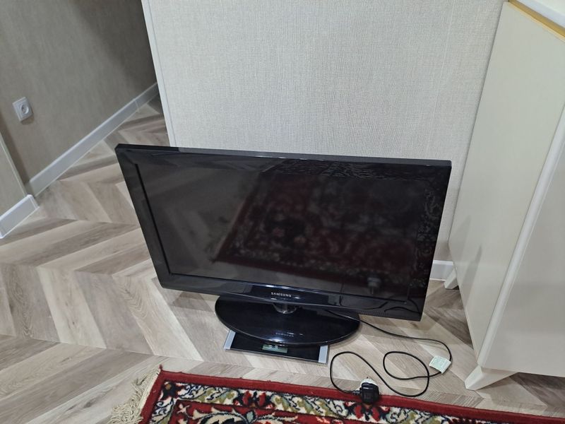Срочно продаётся телевизор в рабочем состоянии Срочно продаётся телевизор в рабочем состоянии