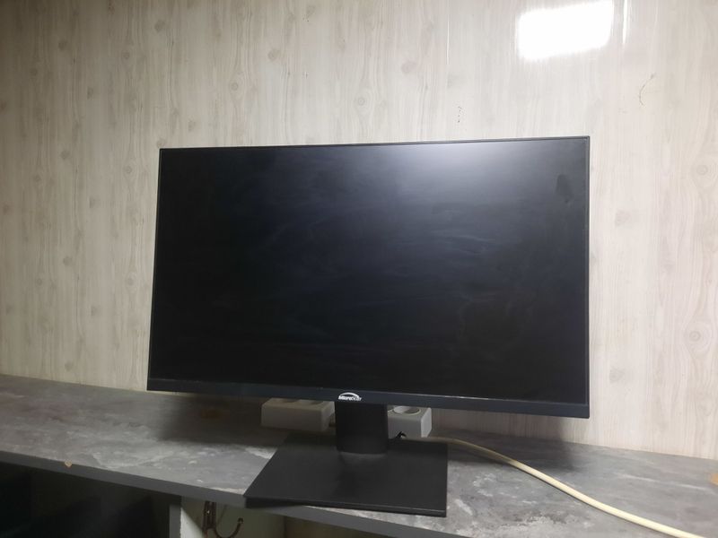24 monitor sotiladi. 24 monitor sotiladi.