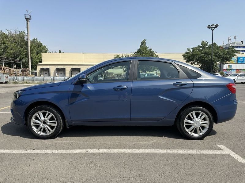 Lada vesta 2018 срочно