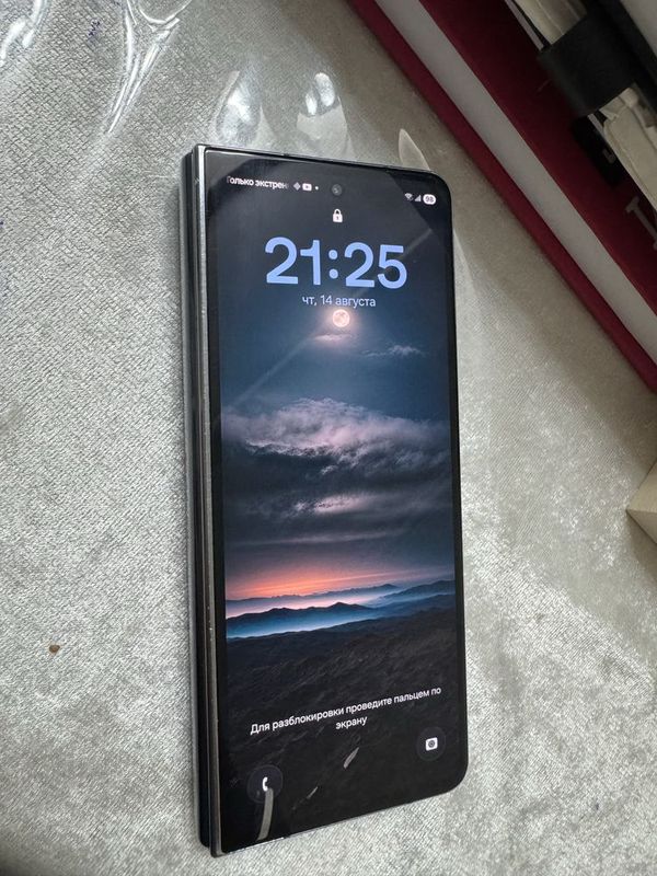 Продам Galaxy Z Fold 4 12/256gb GreenGray