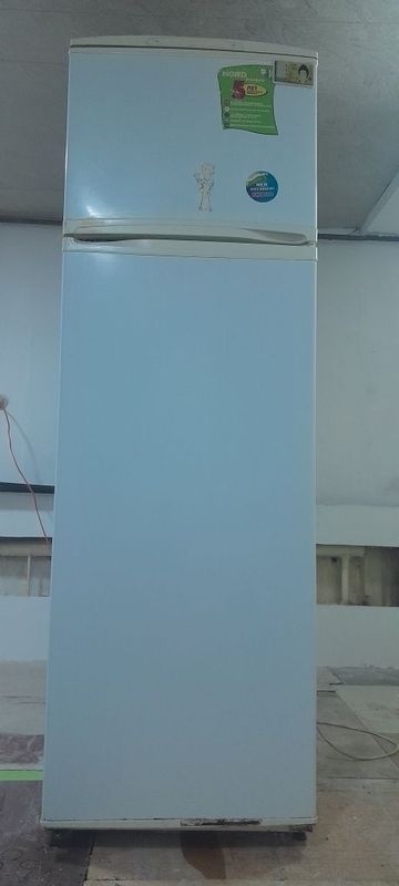Холодильник рабочий б/у