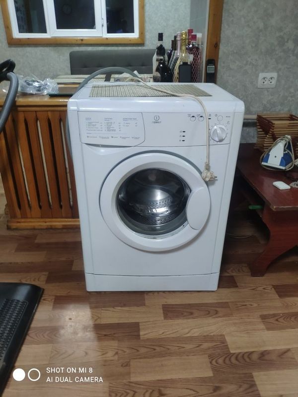 Стиральная машина Indesit Стиральная машина Indesit