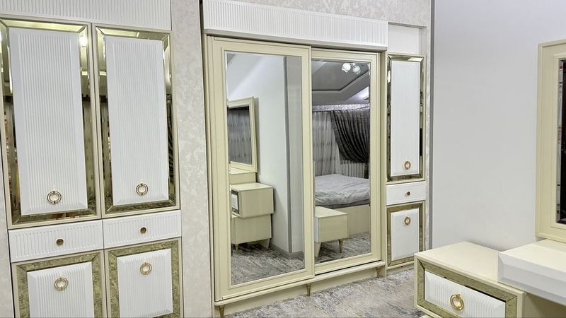 Мебель комплект срочно продается Мебель комплект срочно продается