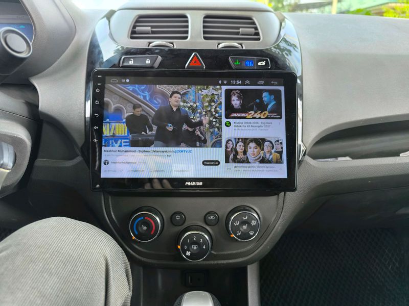 авто манитор 10.1 дийагнал 2/32 Гб