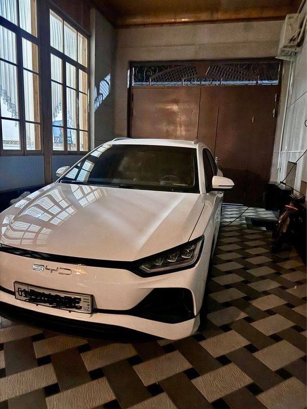 BYD e2 yili 2023 probeg 45000 km BYD e2 yili 2023 probeg 45000 km