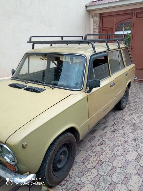 Vaz 2102 sotiladi Vaz 2102 sotiladi