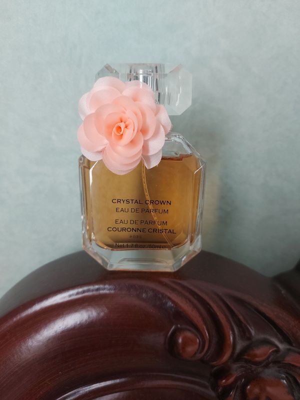 Парфюм Miniso Crystal Crown Eau de Parfum. Парфюм Miniso Crystal Crown Eau de Parfum.
