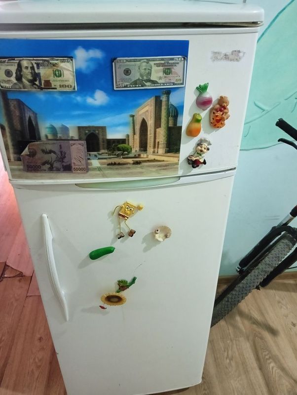 Продам холодильник в хорошем состоянии фирма Sino Продам холодильник в хорошем состоянии фирма Sino