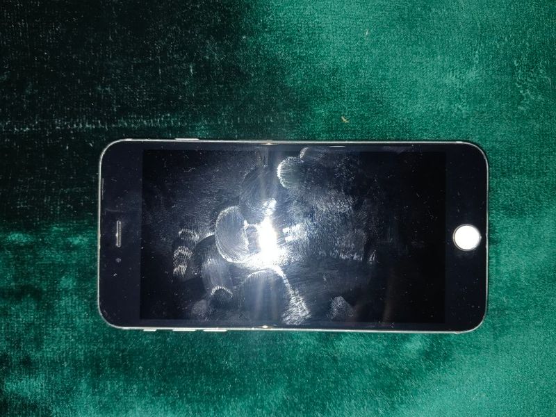 IpHone 6s+ 128g