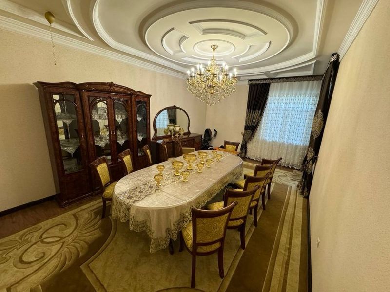 Продаётся дом! Эркин улица. Не долеко от ипподрома.
