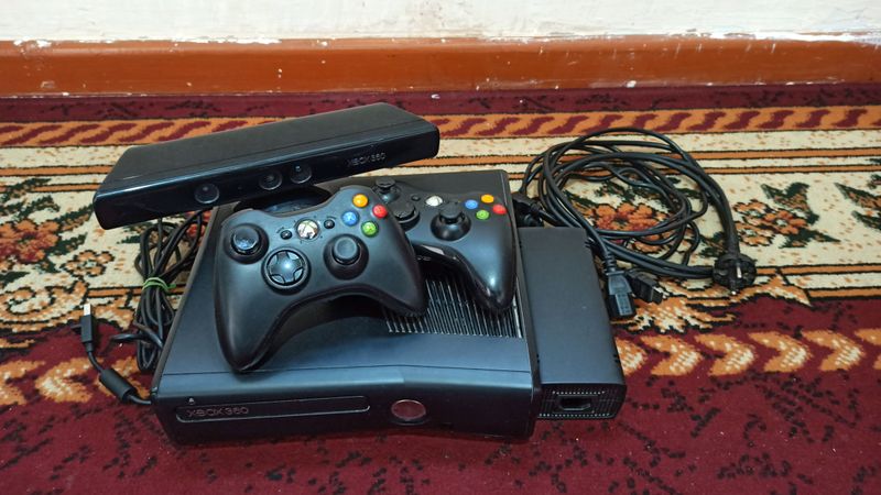 Xbox 360 Slim