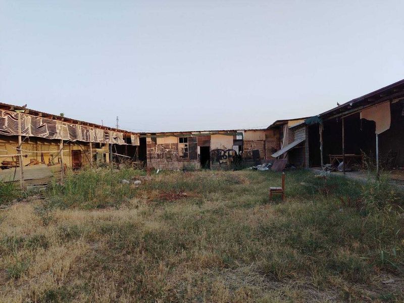 Shahrisabz shahrida hovli sotiladi 6 sotix