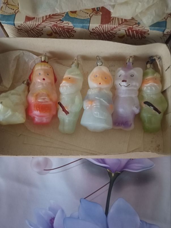 Продам ёлочные игрушки Продам ёлочные игрушки