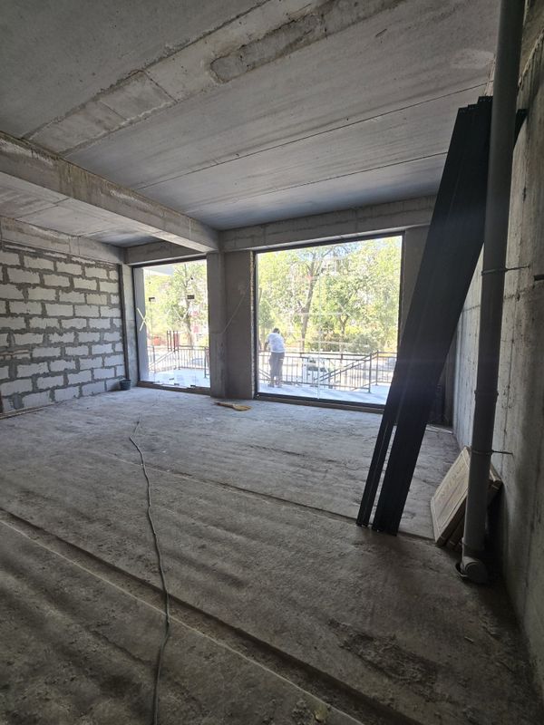 Срочно продаётся магазин 46м²,,90м²,100м² Согдиана релс Срочно продаётся магазин 46м²,,90м²,100м² Согдиана релс