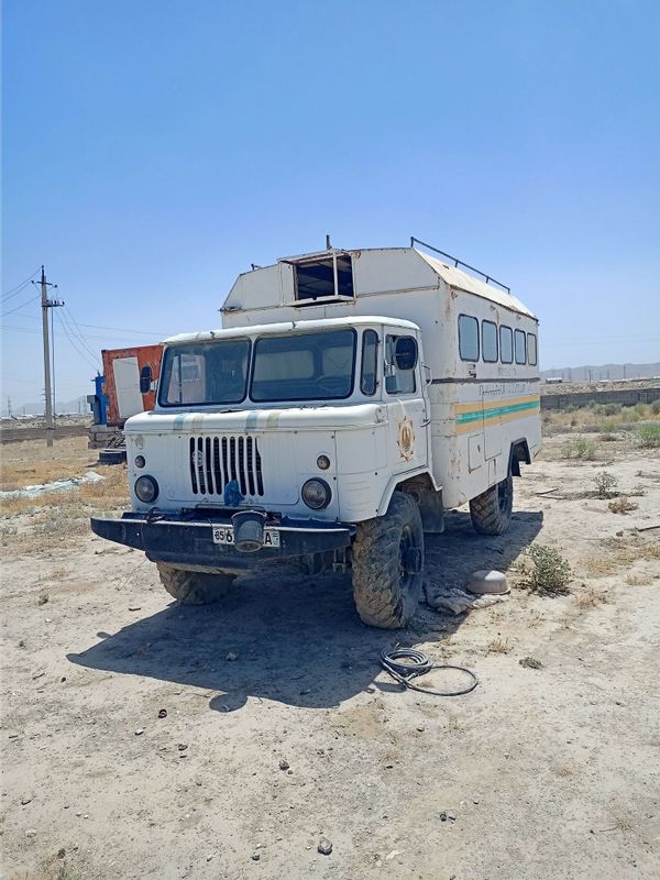 Газ 66. Будка..