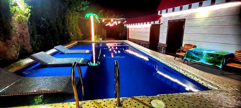 Dacha (SHABADA) Gozal manzara daryoni ustida joylashgan Let Tv Tapcha Dacha (SHABADA) Gozal manzara daryoni ustida joylashgan Let Tv Tapcha