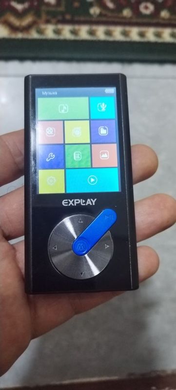 Продам Mp3 плеер Explay M24 на 4GB Продам Mp3 плеер Explay M24 на 4GB