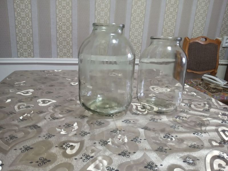 Продаётся банки в отличном состоянии Продаётся банки в отличном состоянии