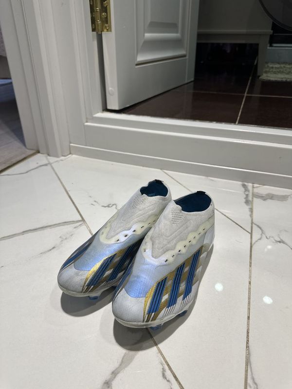 Бутсы Adidas X 37 размер Бутсы Adidas X 37 размер
