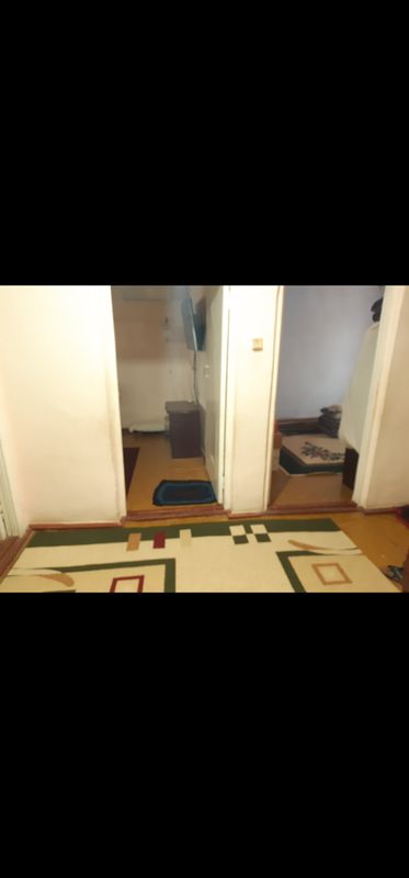 5 qavatli binoning 2-qavatida 3 xonali kvartira 5 qavatli binoning 2-qavatida 3 xonali kvartira
